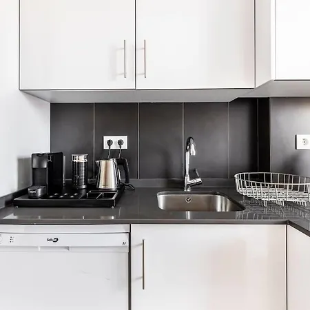 - Ac - 5 Min Da Av Da Liberdade Apartamento *